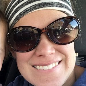 Meet your Posher, Teresa